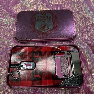 Grand Escape Lodge pink Victoria secret dog tags rhinestone necklace New